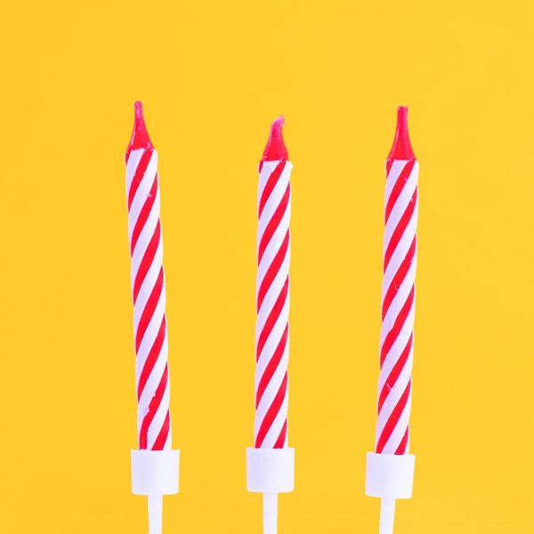 Velas Rayas con soporte